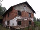 Dvougenera�n� rodinn� d�m k rekonstrukci, Chuchelna u Semil